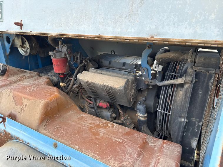 image for item FH6594 2004 Genie TML-4000N light plant