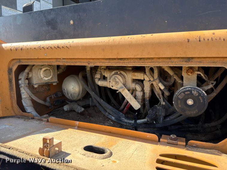 image for item FH6597 2015 Case CX55B mini excavator