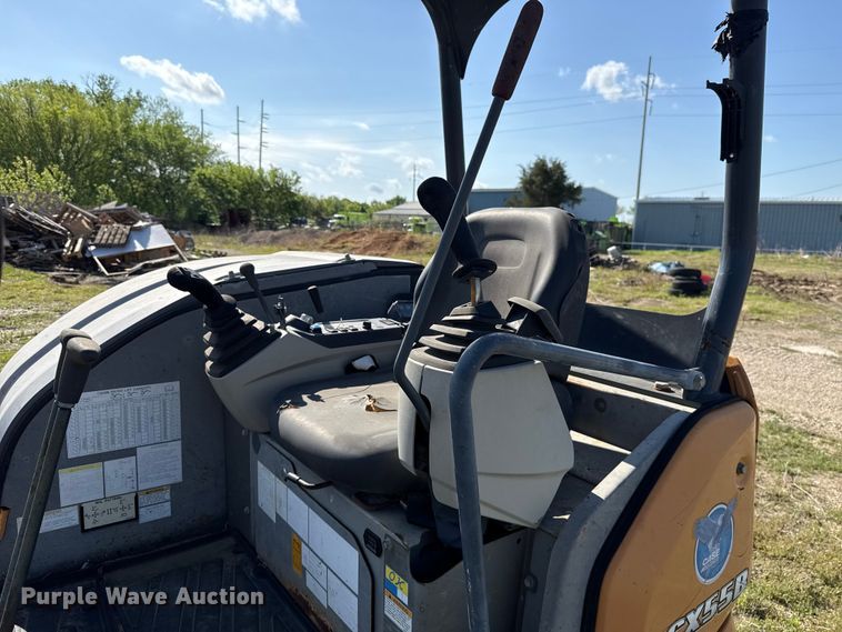 image for item FH6597 2015 Case CX55B mini excavator