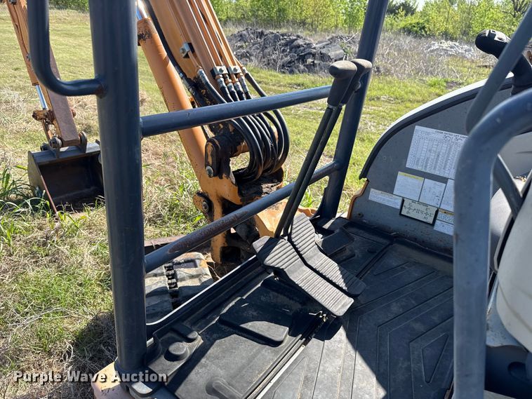 image for item FH6597 2015 Case CX55B mini excavator