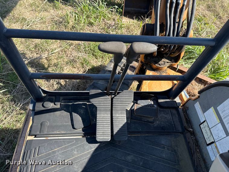 image for item FH6597 2015 Case CX55B mini excavator