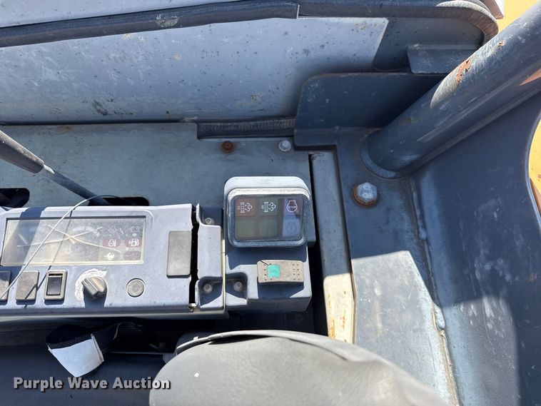 image for item FH6597 2015 Case CX55B mini excavator