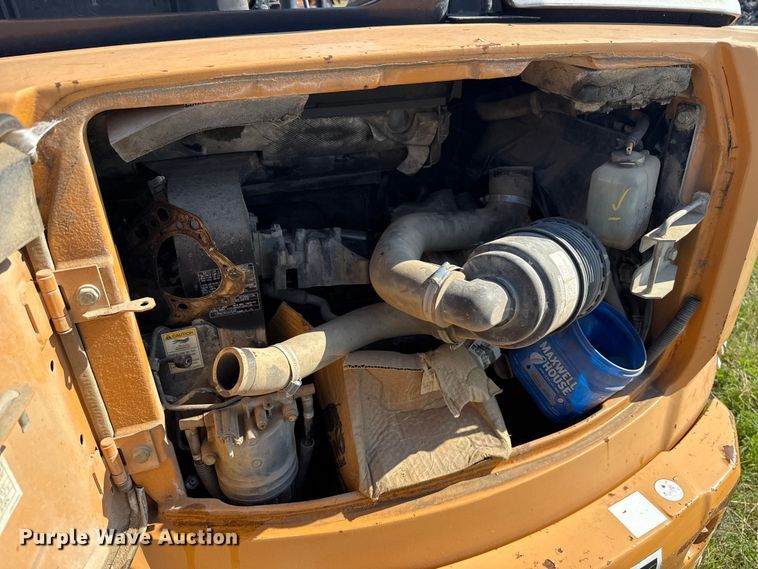 image for item FH6597 2015 Case CX55B mini excavator