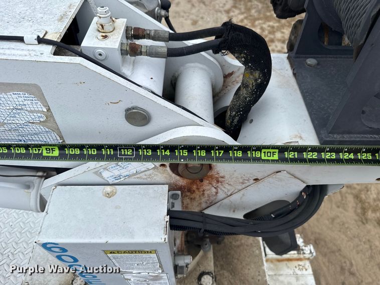 image for item FH6598 2011 Ford F550 Super Duty utility / service truck