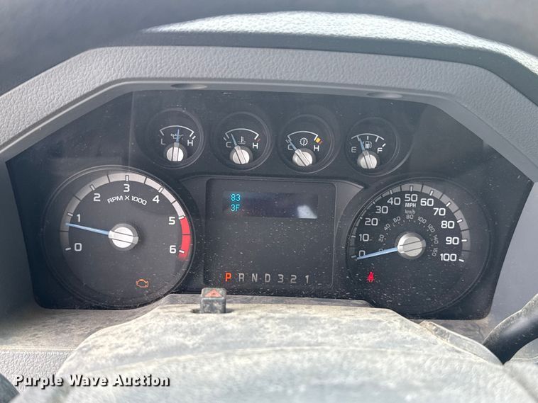 image for item FH6598 2011 Ford F550 Super Duty utility / service truck