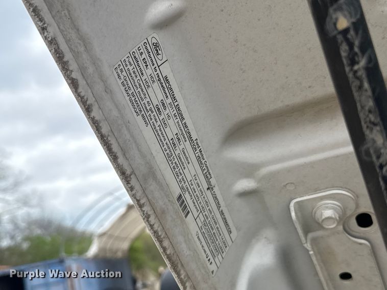 image for item FH6598 2011 Ford F550 Super Duty utility / service truck