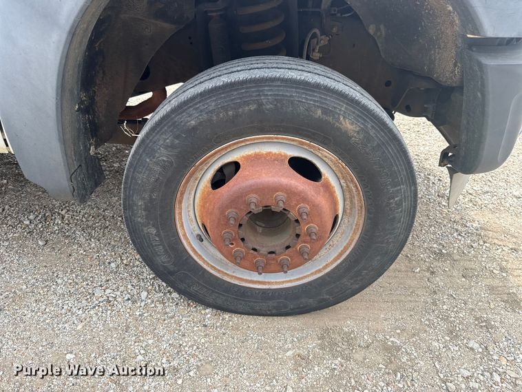 image for item FH6598 2011 Ford F550 Super Duty utility / service truck