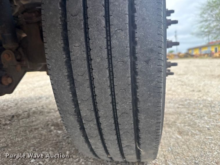 image for item FH6598 2011 Ford F550 Super Duty utility / service truck