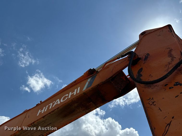 image for item FH6599 1993 Hitachi EX200LC-2 excavator
