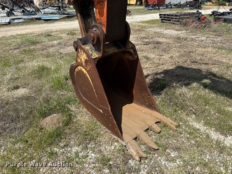 image for item FH6599 1993 Hitachi EX200LC-2 excavator