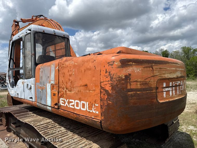 image for item FH6599 1993 Hitachi EX200LC-2 excavator