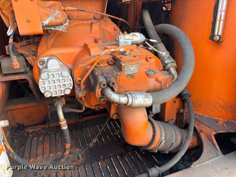 image for item FH6599 1993 Hitachi EX200LC-2 excavator