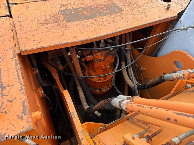 image for item FH6599 1993 Hitachi EX200LC-2 excavator