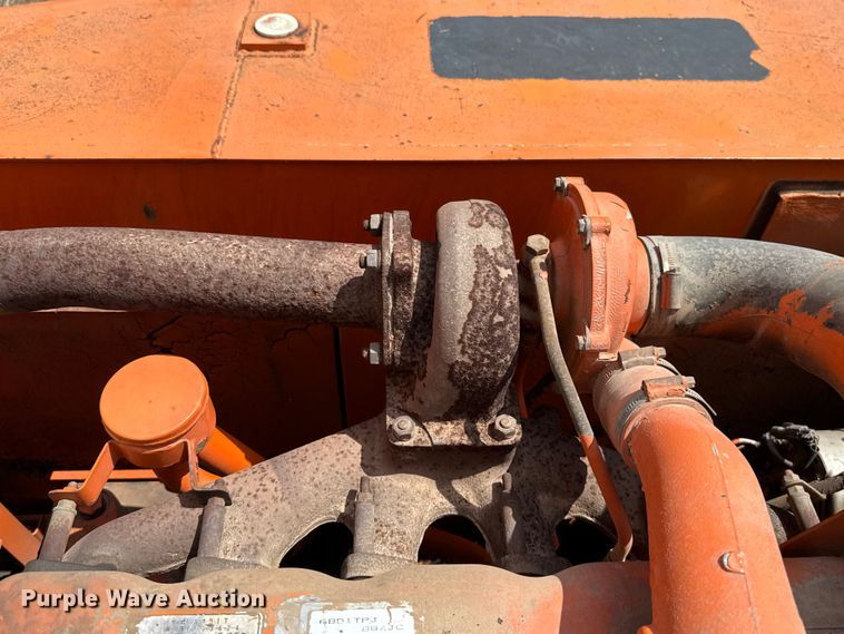 image for item FH6599 1993 Hitachi EX200LC-2 excavator