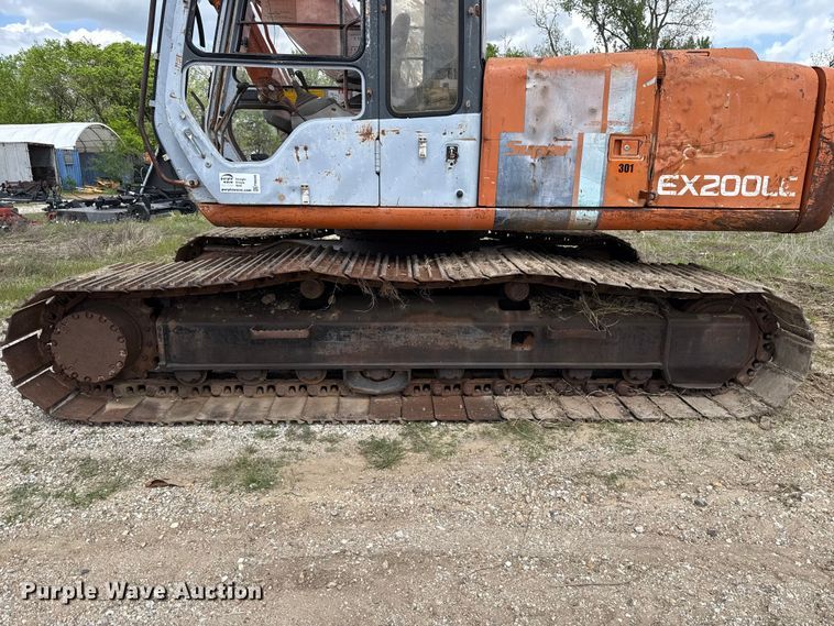 image for item FH6599 1993 Hitachi EX200LC-2 excavator