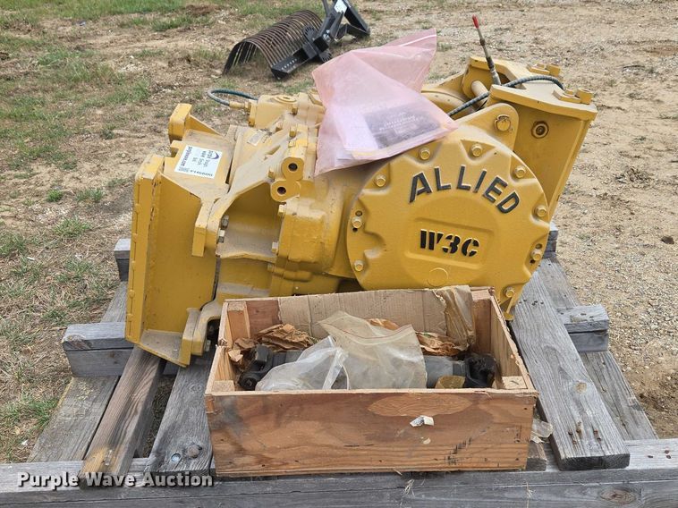 image for item FH6600 Allied Systems W3C dozer winch