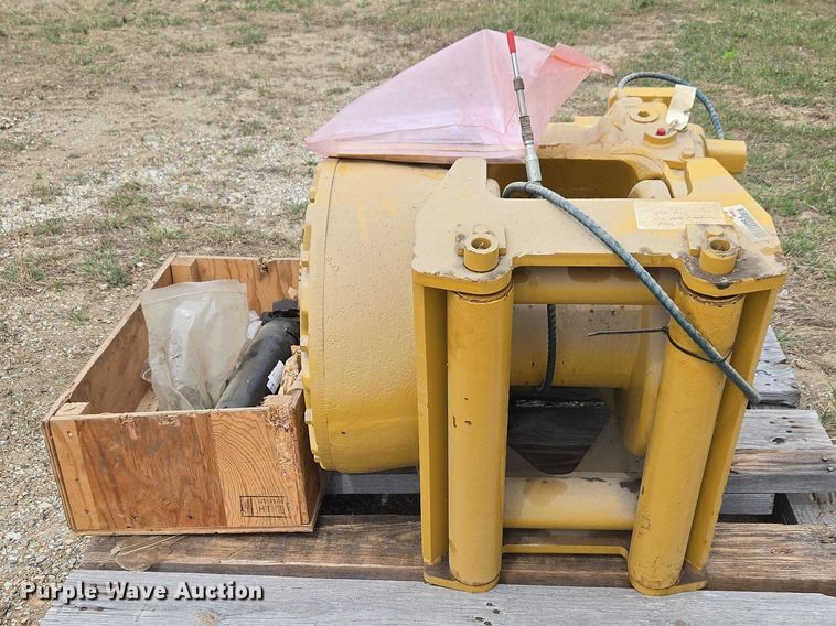 image for item FH6600 Allied Systems W3C dozer winch