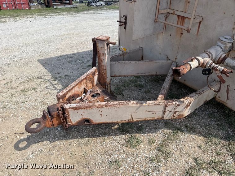 image for item FH6605 LeRoi 1600 air compressor