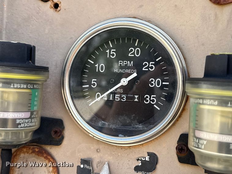 image for item FH6605 LeRoi 1600 air compressor