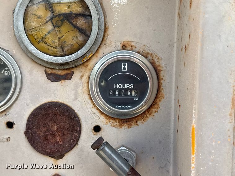 image for item FH6605 LeRoi 1600 air compressor