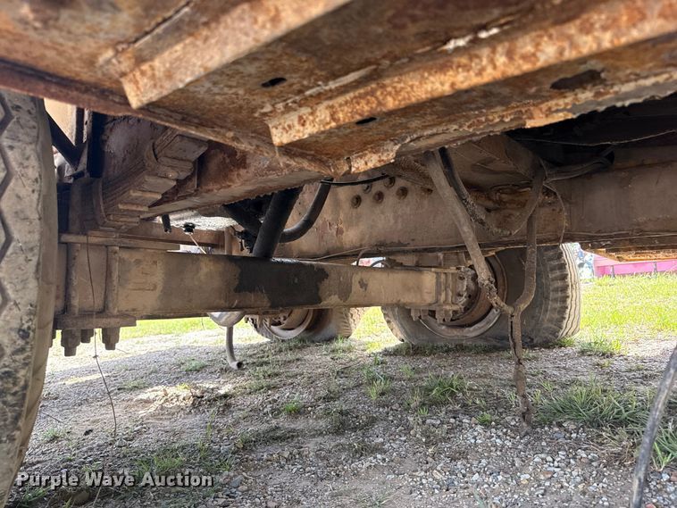 image for item FH6605 LeRoi 1600 air compressor