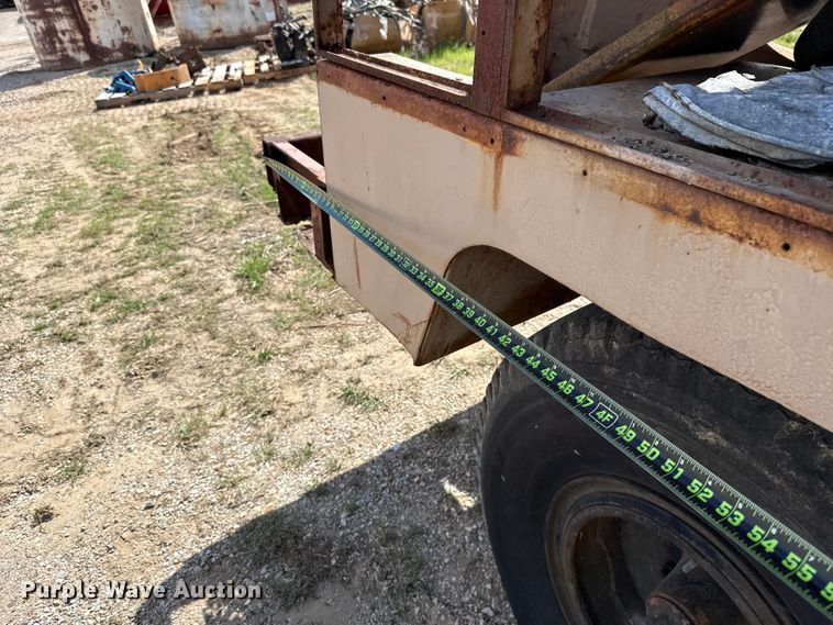 image for item FH6605 LeRoi 1600 air compressor