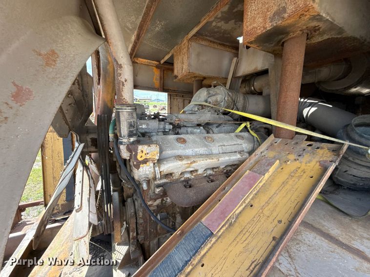 image for item FH6605 LeRoi 1600 air compressor