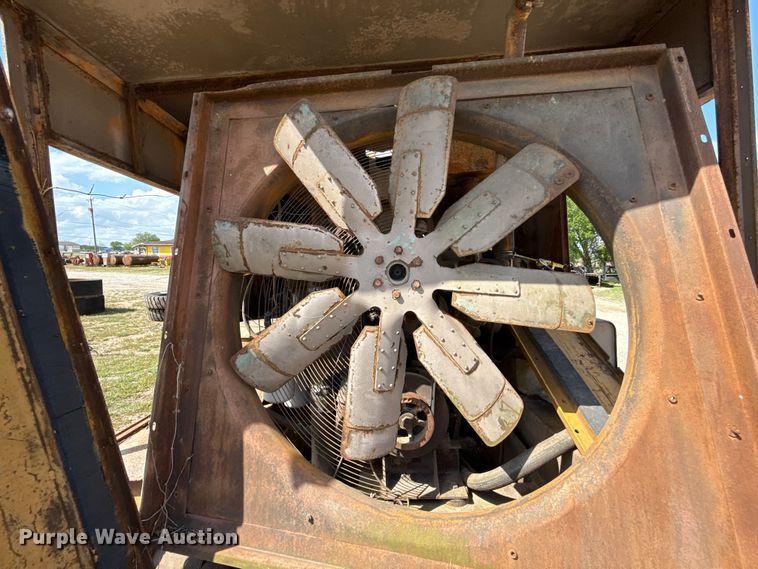 image for item FH6605 LeRoi 1600 air compressor