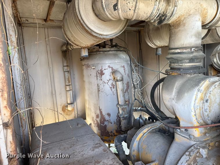 image for item FH6605 LeRoi 1600 air compressor