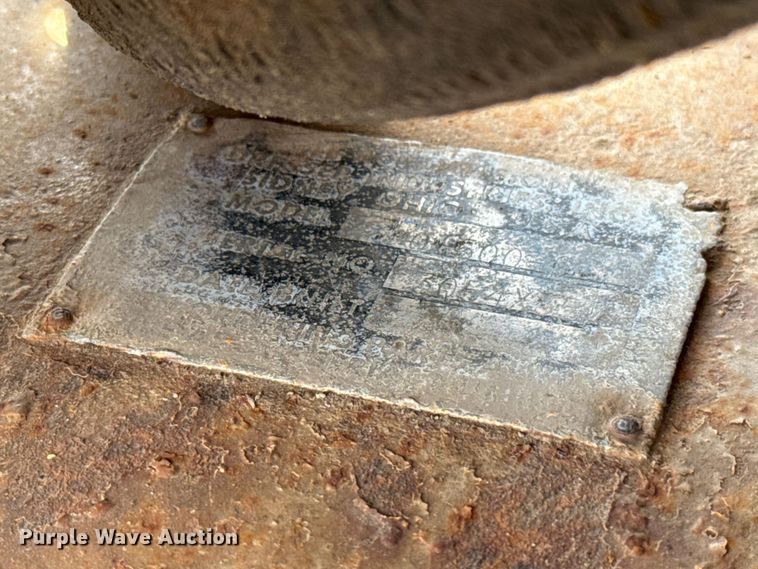 image for item FH6605 LeRoi 1600 air compressor