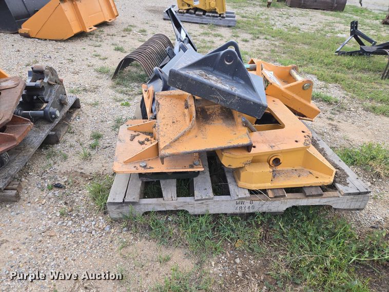 image for item FH6609 Backhoe attachments
