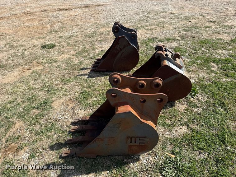 image for item FH6613 (3) excavator buckets