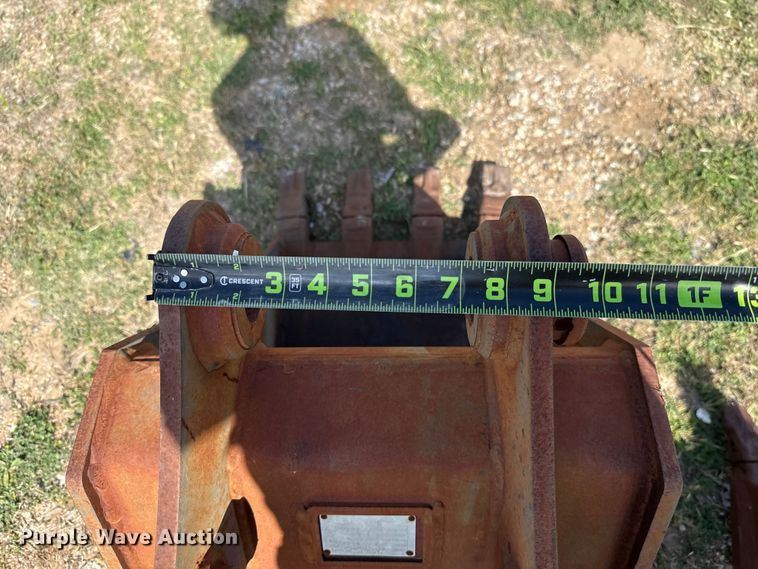 image for item FH6613 (3) excavator buckets