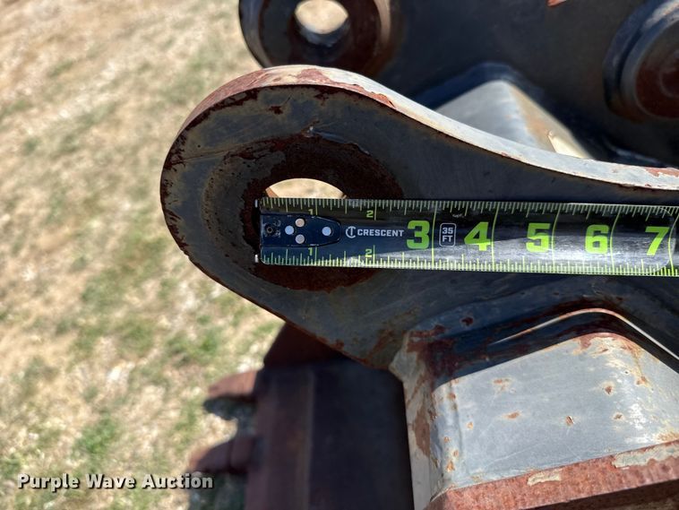 image for item FH6613 (3) excavator buckets