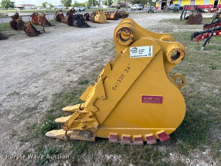 image for item FH6614 EMAQ CAT330 excavator bucket