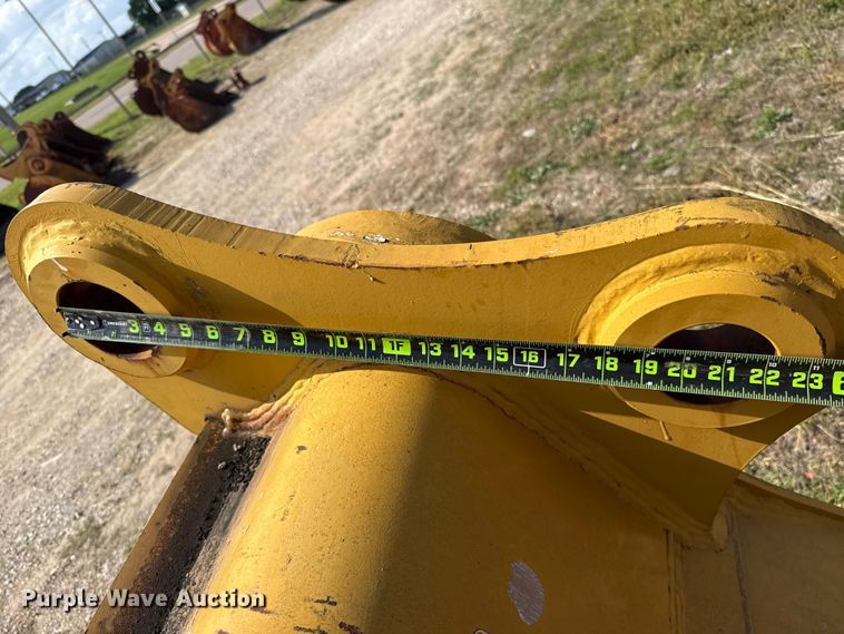 image for item FH6614 EMAQ CAT330 excavator bucket