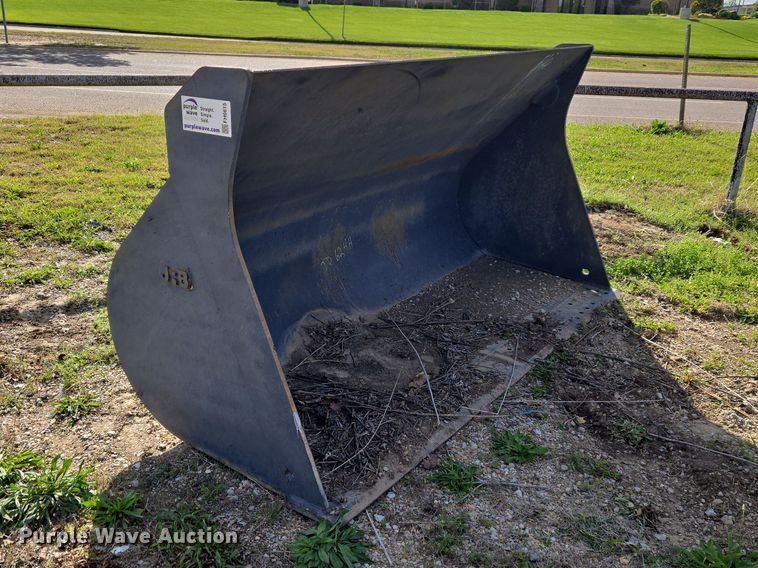 image for item FH6615 JRB 624H wheel loader bucket