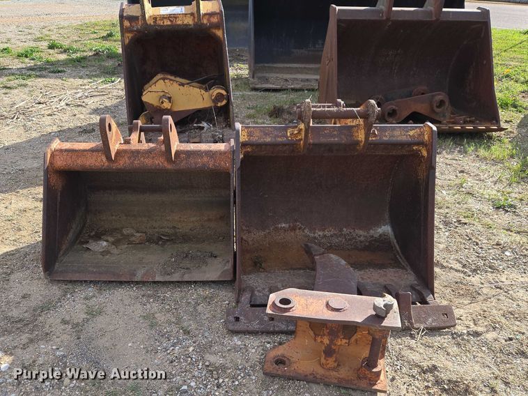 image for item FH6616 Backhoe attachments