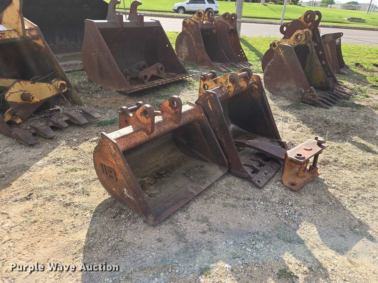 image for item FH6616 Backhoe attachments