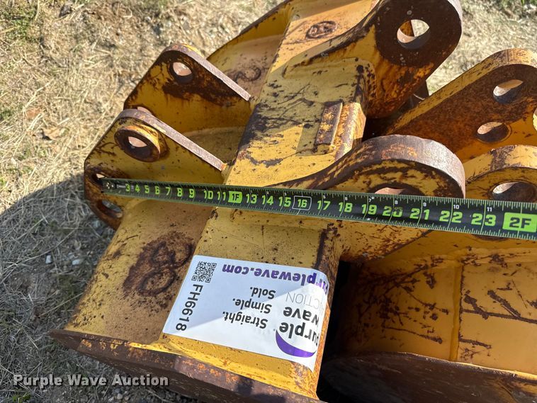 image for item FH6618 (3) backhoe buckets