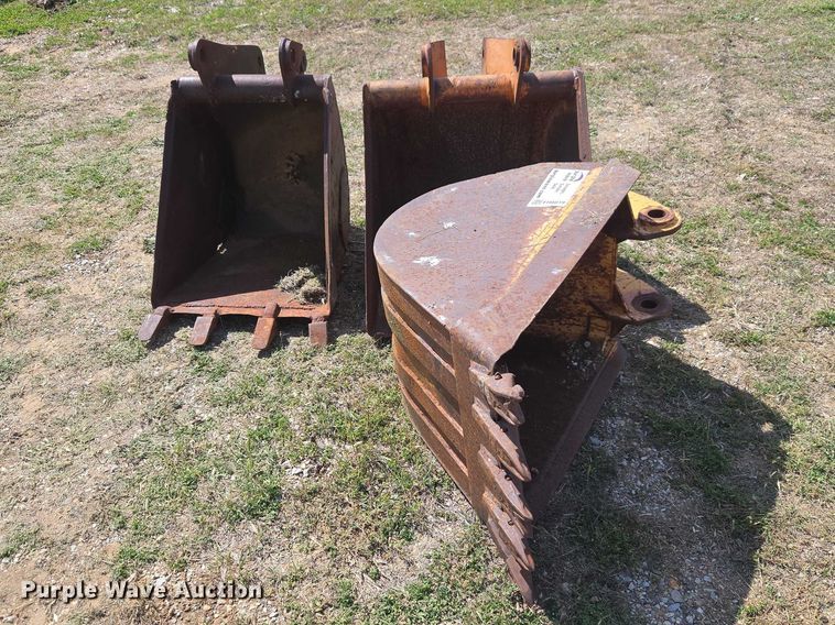 image for item FH6619 (3) backhoe buckets