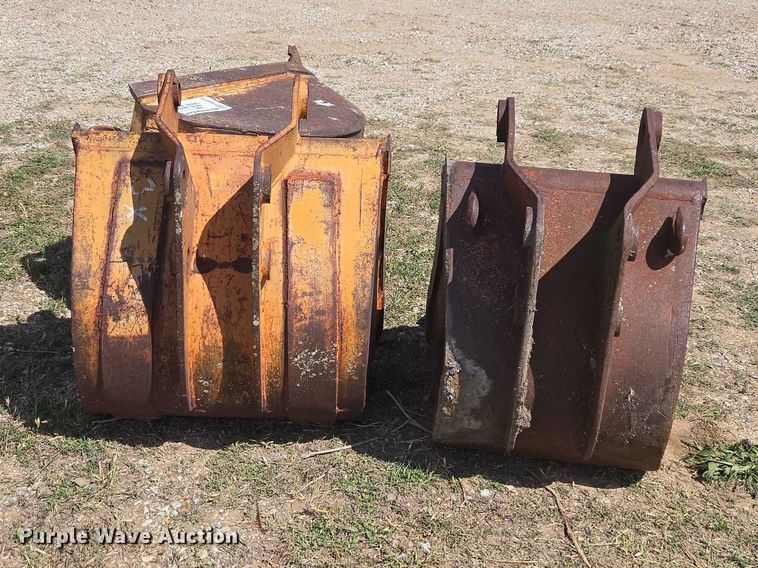 image for item FH6619 (3) backhoe buckets