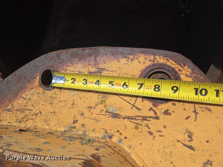 image for item FH6619 (3) backhoe buckets