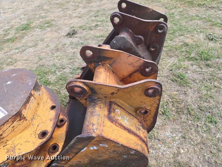 image for item FH6619 (3) backhoe buckets