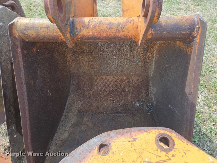 image for item FH6619 (3) backhoe buckets
