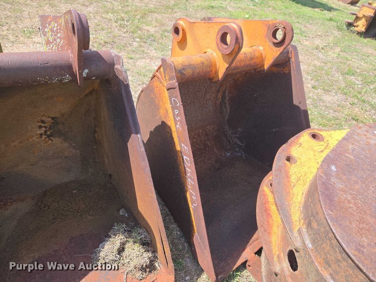 image for item FH6619 (3) backhoe buckets