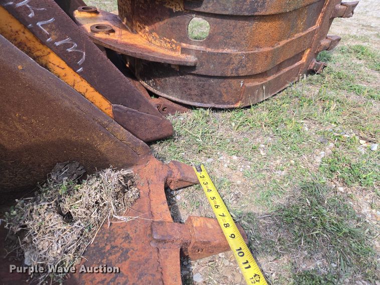 image for item FH6619 (3) backhoe buckets