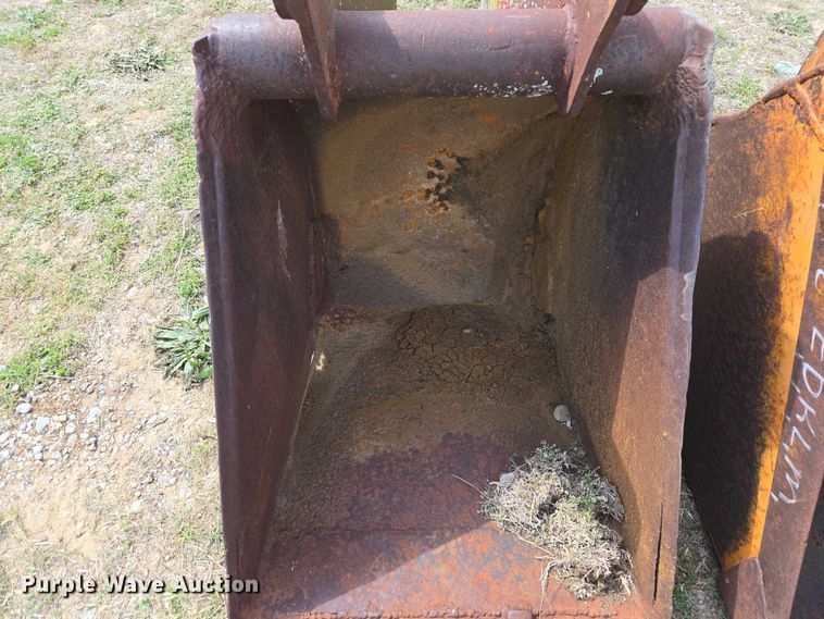 image for item FH6619 (3) backhoe buckets