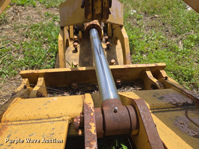 image for item FH6620 Balderson BLQ12 motor grader lifting group