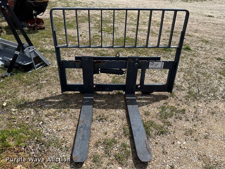 image for item FH6621 2017 Doosan A230012 forklift forks